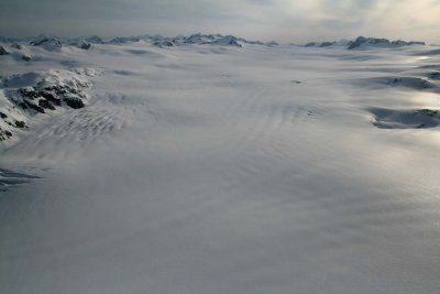 Homathko Icefield & Upper Heakamie Glacier, View NE <br>(Homathko051507-_169.jpg)