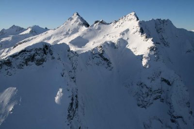 L to R:  Napeequa, Pt  7529, Cirque Mt (Napeequa120807-_32.jpg)