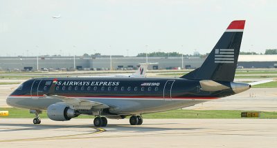 US Airways Express ERJ 170 at ORD
