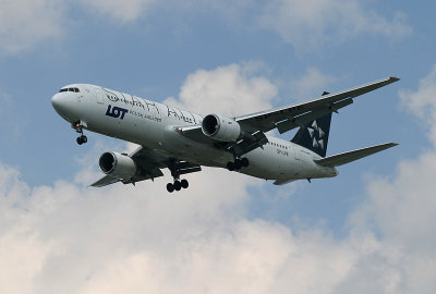 LOT Polish Airline's 767-300