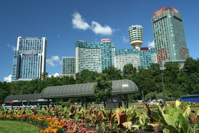 Street scene of Niagara Falls, Ontario