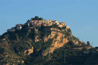 From Taormina, I took another bus to go up some more to Castelmola!