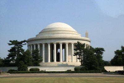 Ruth starts taking pictures...Jefferson Memorial from the bus