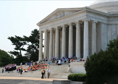 Saying goodbye to the Jefferson Memorial