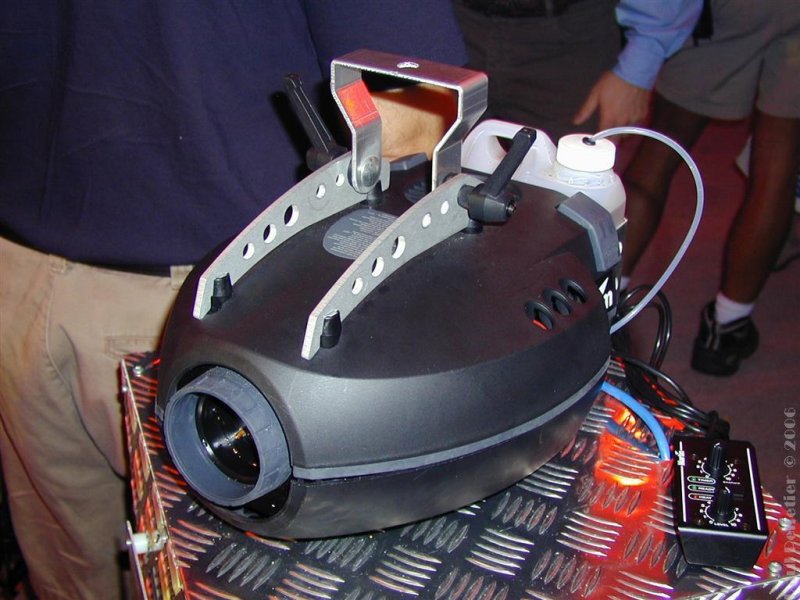 1999-11-20_LDI _0008.JPG
