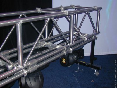 2001-11-01_LDI_0045_PB040026.JPG