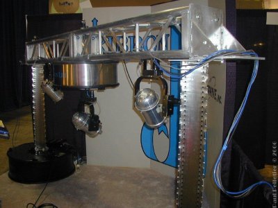 2001-11-01_LDI_0082_Lift.jpg