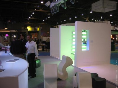 2004-04-05_Lightfair_0019.JPG