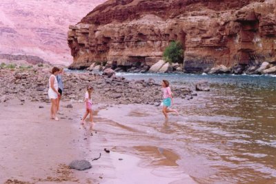 Cold water of the Colorado River at Lee's Ferry