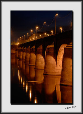 Saumur Bridge_DS26308.jpg