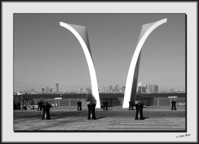 Architecture & Sights - Statten Island 911 Memorial_DS27505-bw.jpg