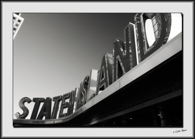 Architecture & Sights - Statten Island Ferry Terminal_DS27573-bw.jpg