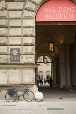 2766- Munich Residenz Museum.jpg