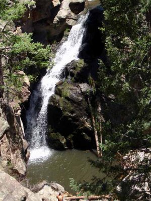 Here we are above the Jemez Falls.  The water was clear and very cold