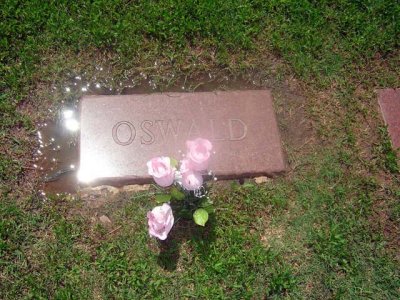 Don't bother asking for directions to this grave.  The Cemetary won't tell you.  Here Lies Lee Harvey Oswald