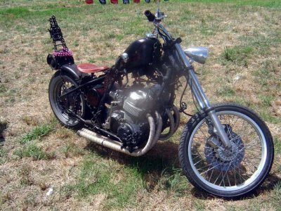 Another view of the rat back, check out the suicide shifter