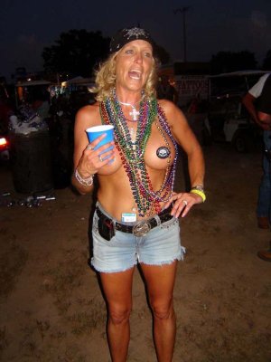 Remeber the the girl with the barely there Harley bikini top? Well, it was gone as the sun went down
