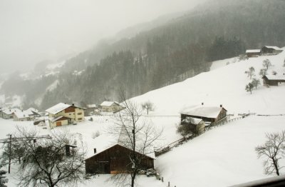 morning again, now with some fresh snow!