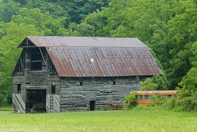North Carolina and Tenn. Barns