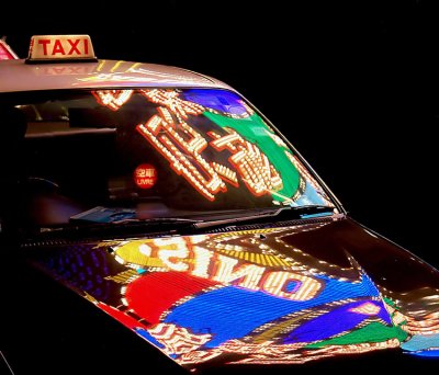 Taxi & Neon