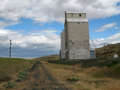 Grain elevator at Sperry (McAdam) WA.