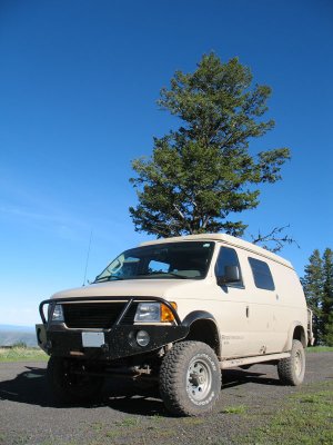 Sportsmobile at Granny View lookout.