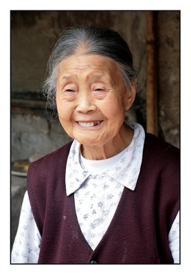 Old Lady - Ciqikou