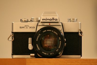 Minolta SRT-303 (1979)