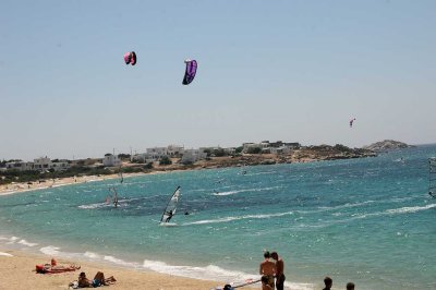 Mikri Vigla, Naxos: Kite and windsurfers paradise