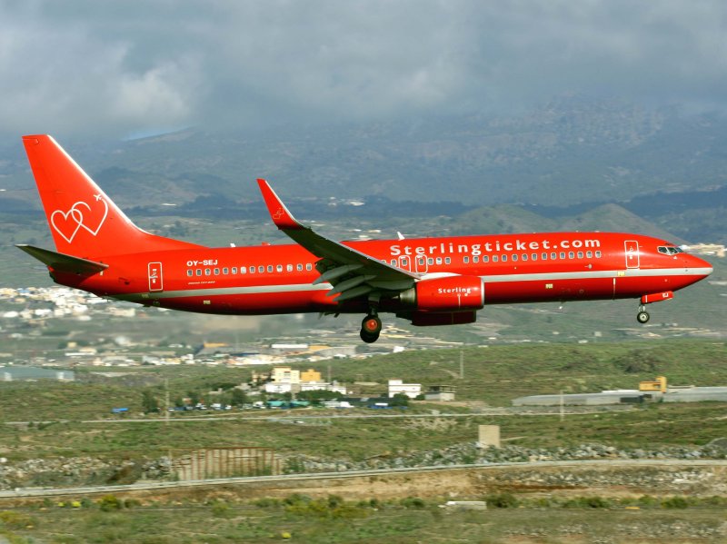B737-800 OY-SEJ