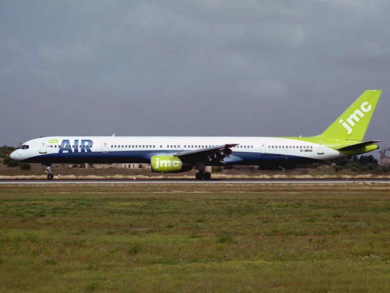 B757-300 G-JMAB
