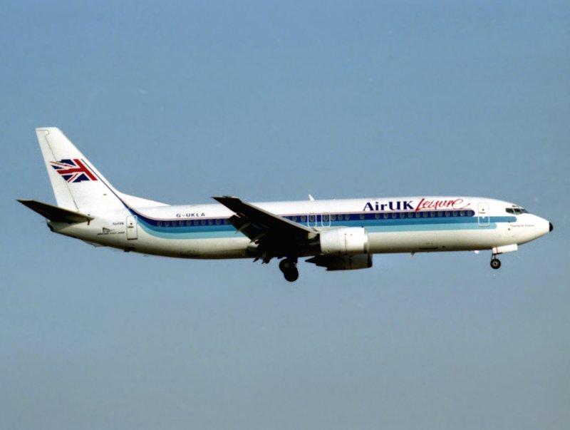 B.737-400 G-UKLA