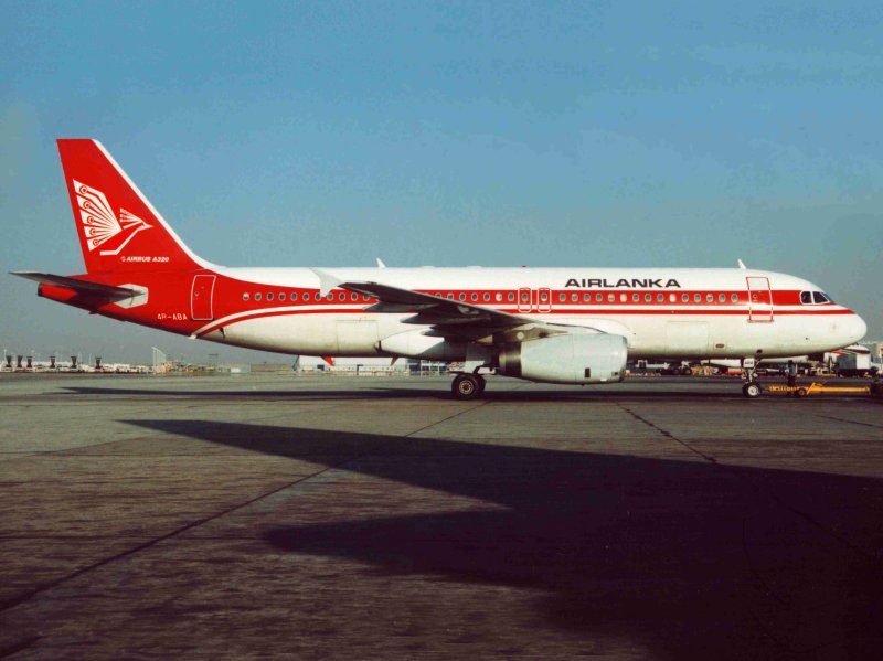 Seen here in original colours at DXB in 1998.