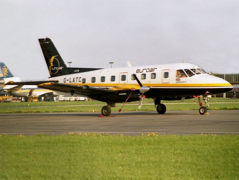 Embraer E-110 Bandierante G-LATC