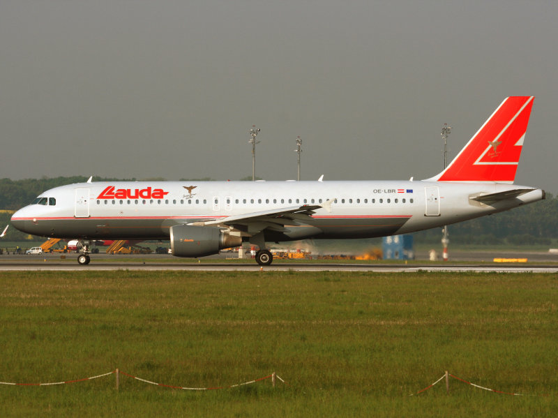 A-320 OE-LBR