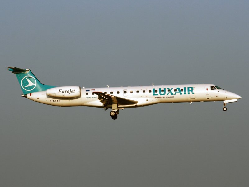 EMB-145 LX-LGI