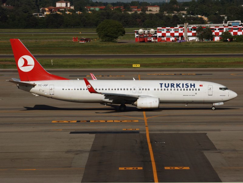B.737-800 TC-JGF
