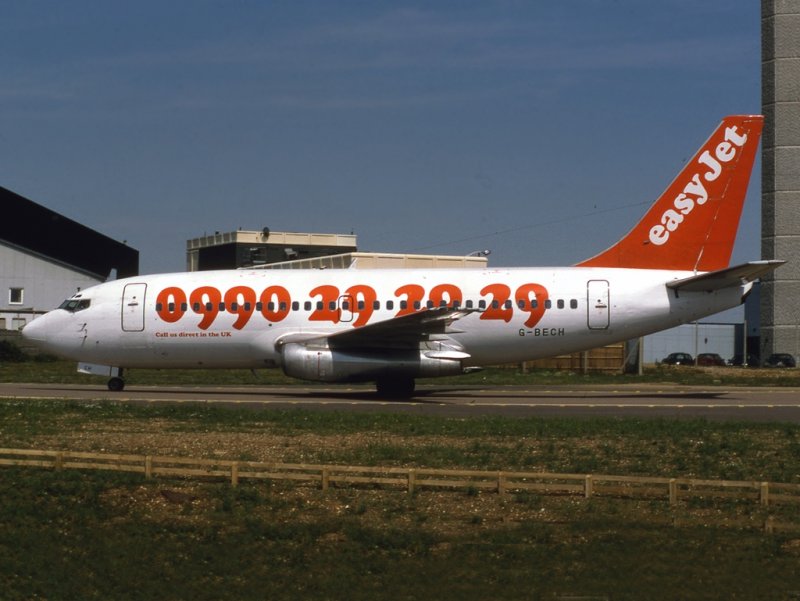 B.737-200 G-BECH 