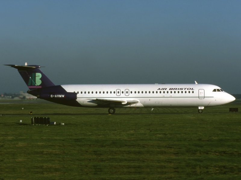 BAE111-500 G-AVMW