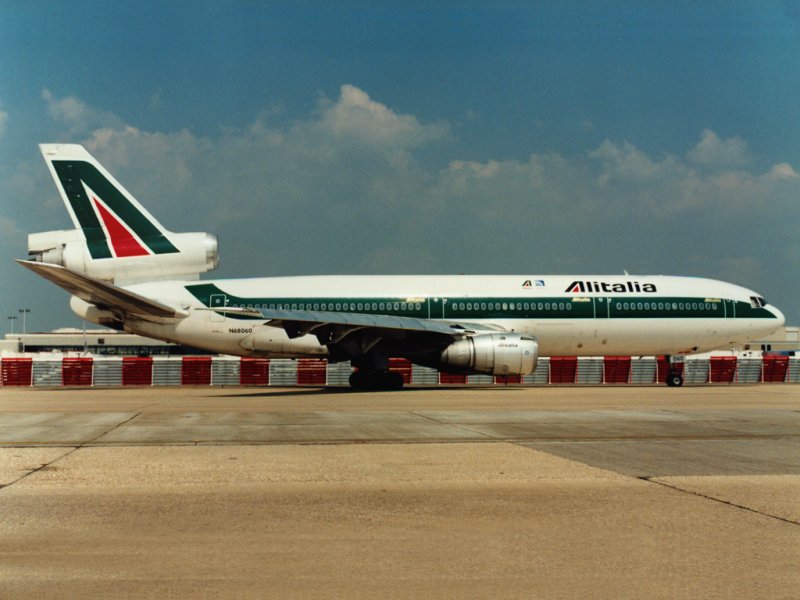 Douglas DC10-30 N68060