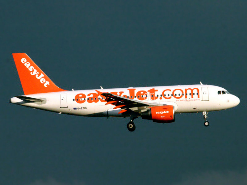 A319 G-EZID