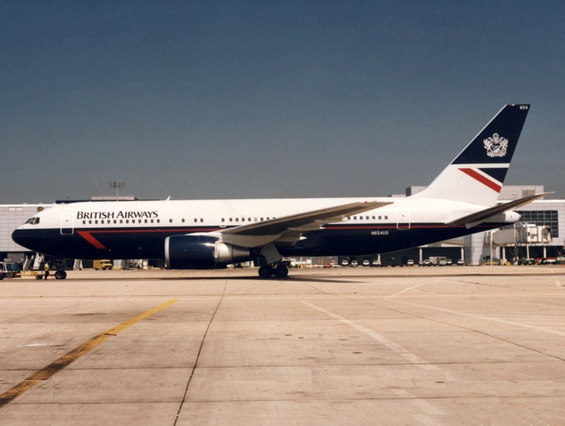 B.767-200 N654US