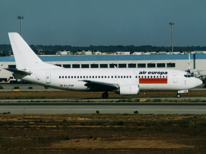 B737-300 EC-FHR