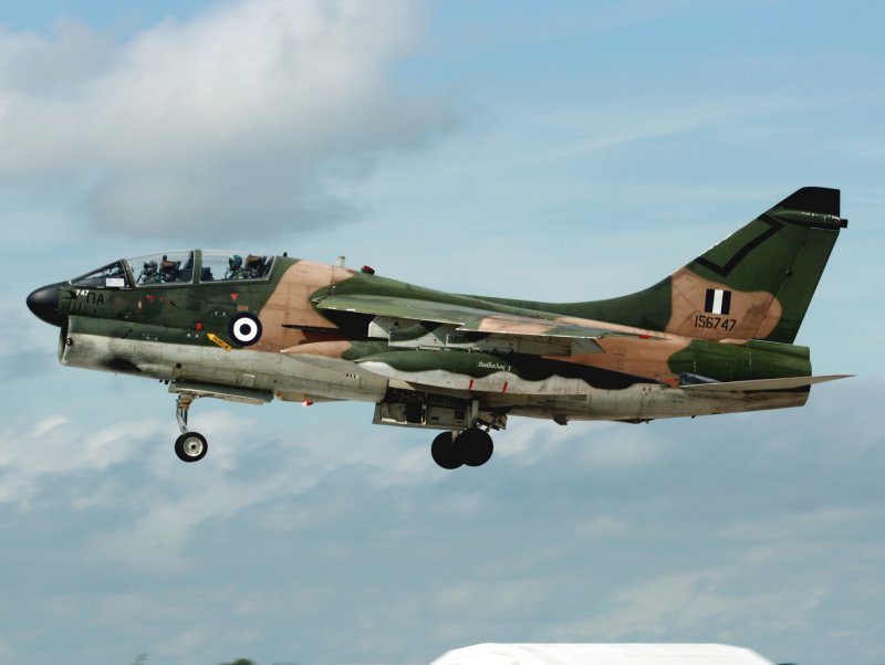 Cougar 156747 at FFD 12-07-07.