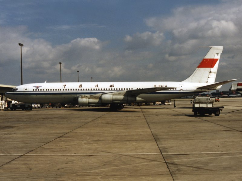 B707-320F B-2404