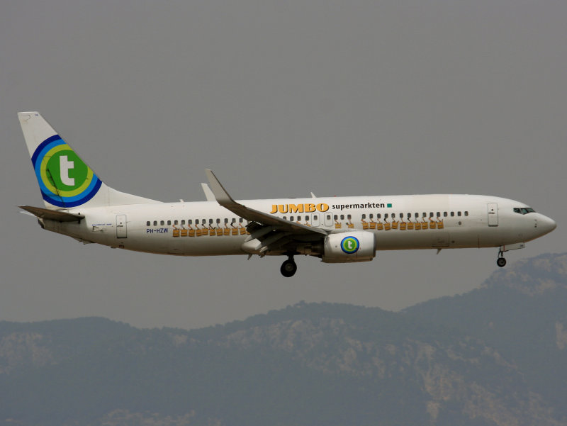 B737-800 PH-HZW