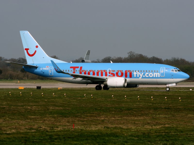 B737-500 G-THOO