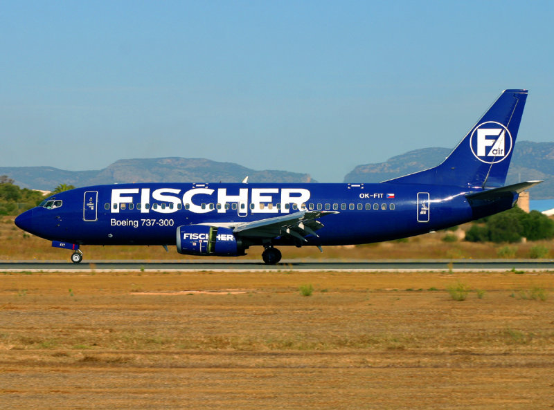 B737-300  OK-FIT