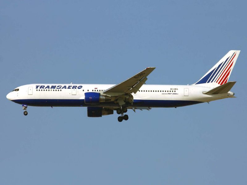 B767-300 EI-DBG