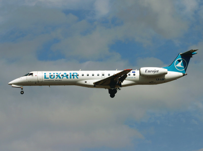 EMB 145 LX-LGI